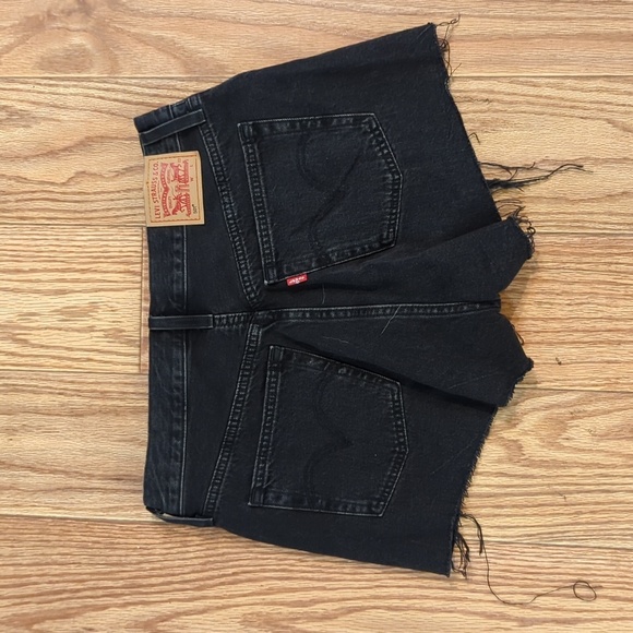 Levi's 501 black cutoff jean shorts button-fly 100% cotton women's size 29" - Picture 5 of 7